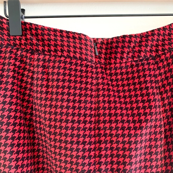 LL Bean Classic Red Houndstooth Plaid Pencil Skirt - Picture 5 of 8